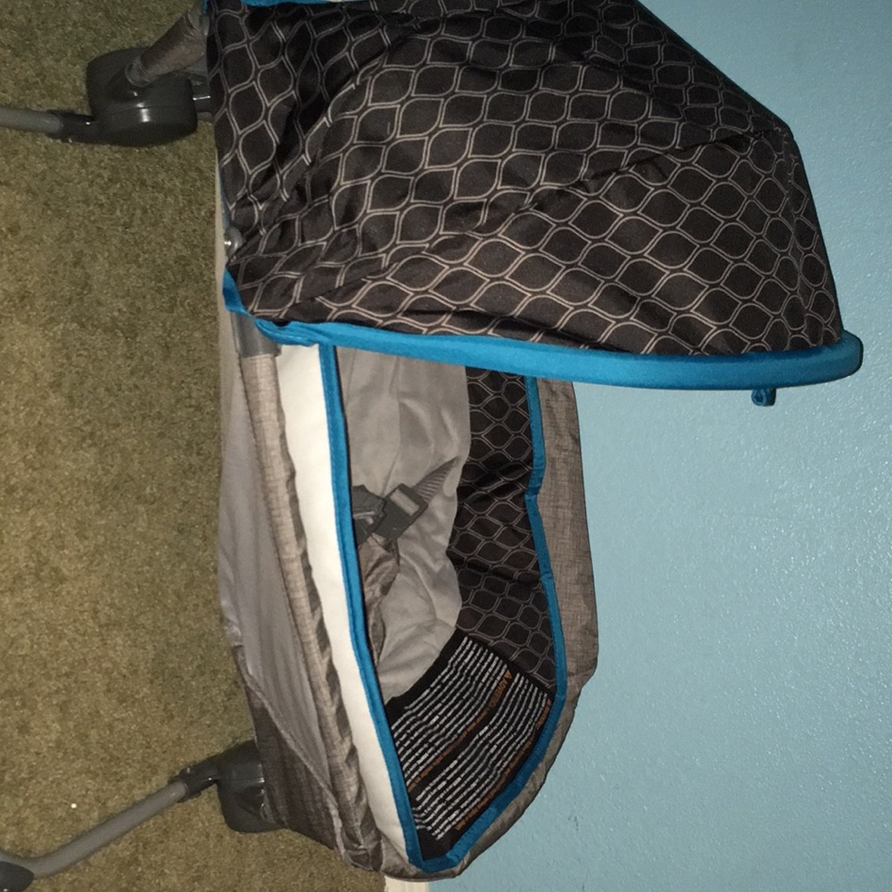 Urbini Baby Bassinet